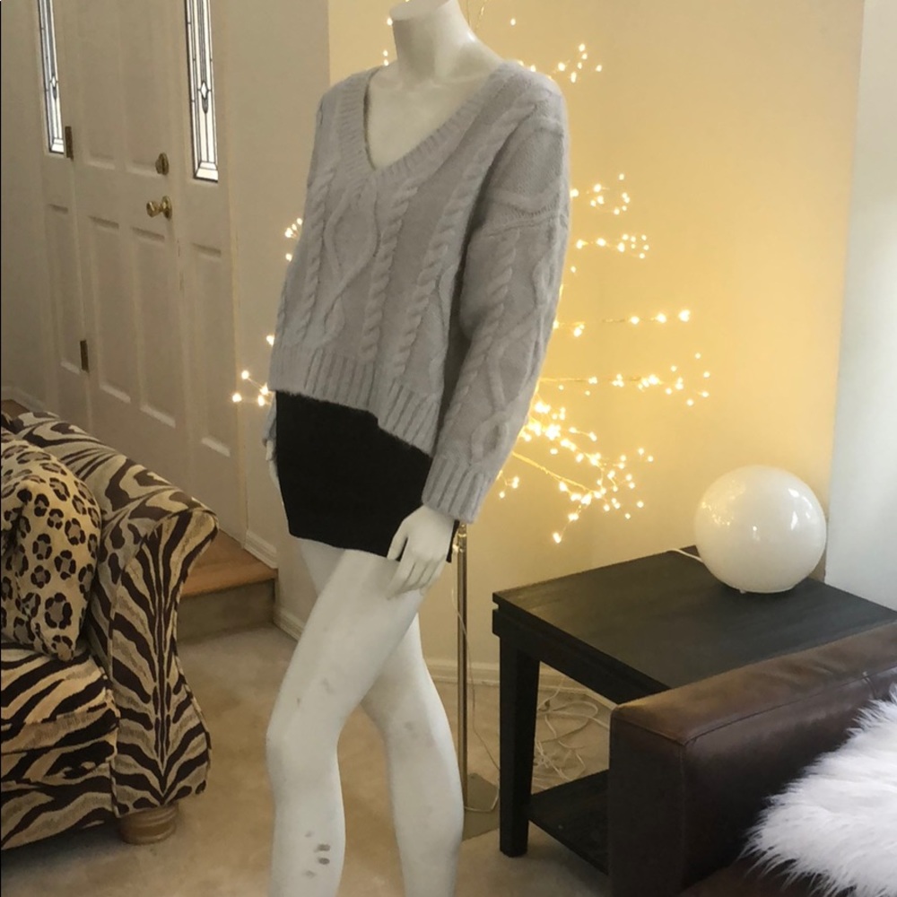 Sweater - Picture 2 of 2